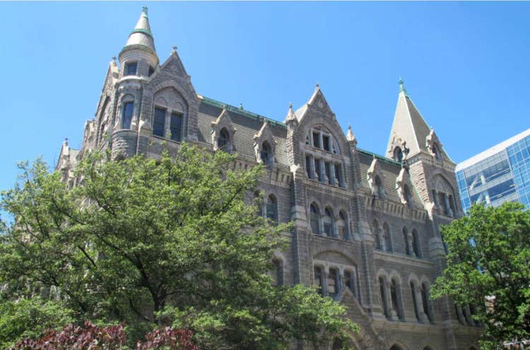 قاعة المدينة القديمة