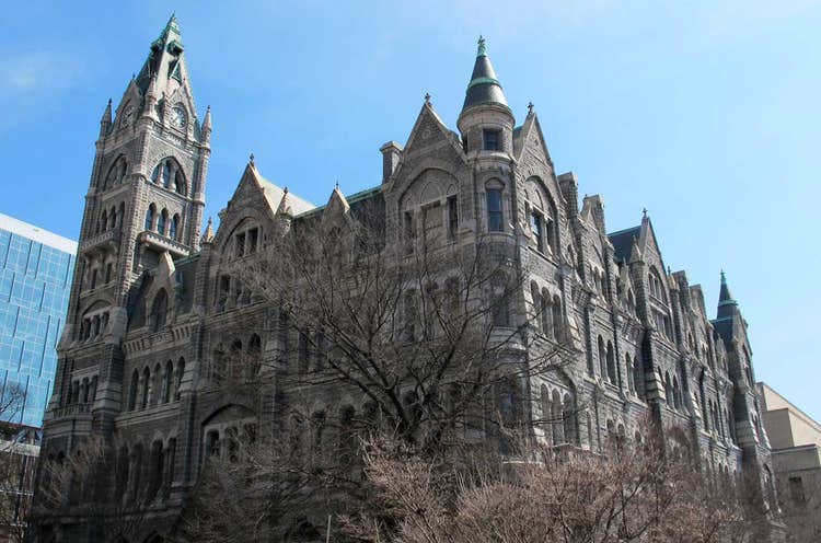 قاعة المدينة القديمة